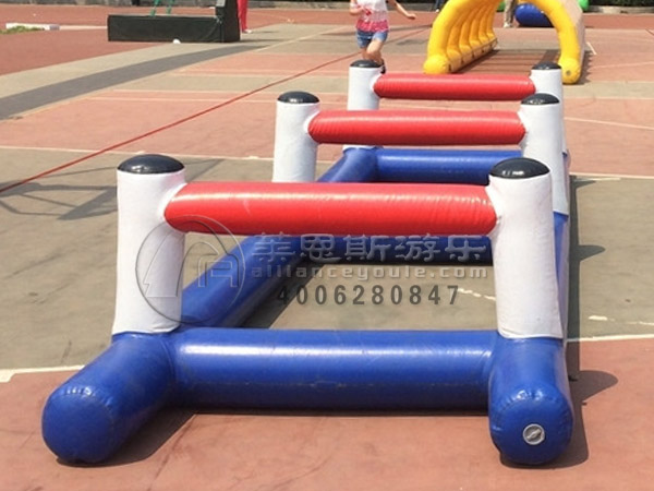 趣味充氣運動器材